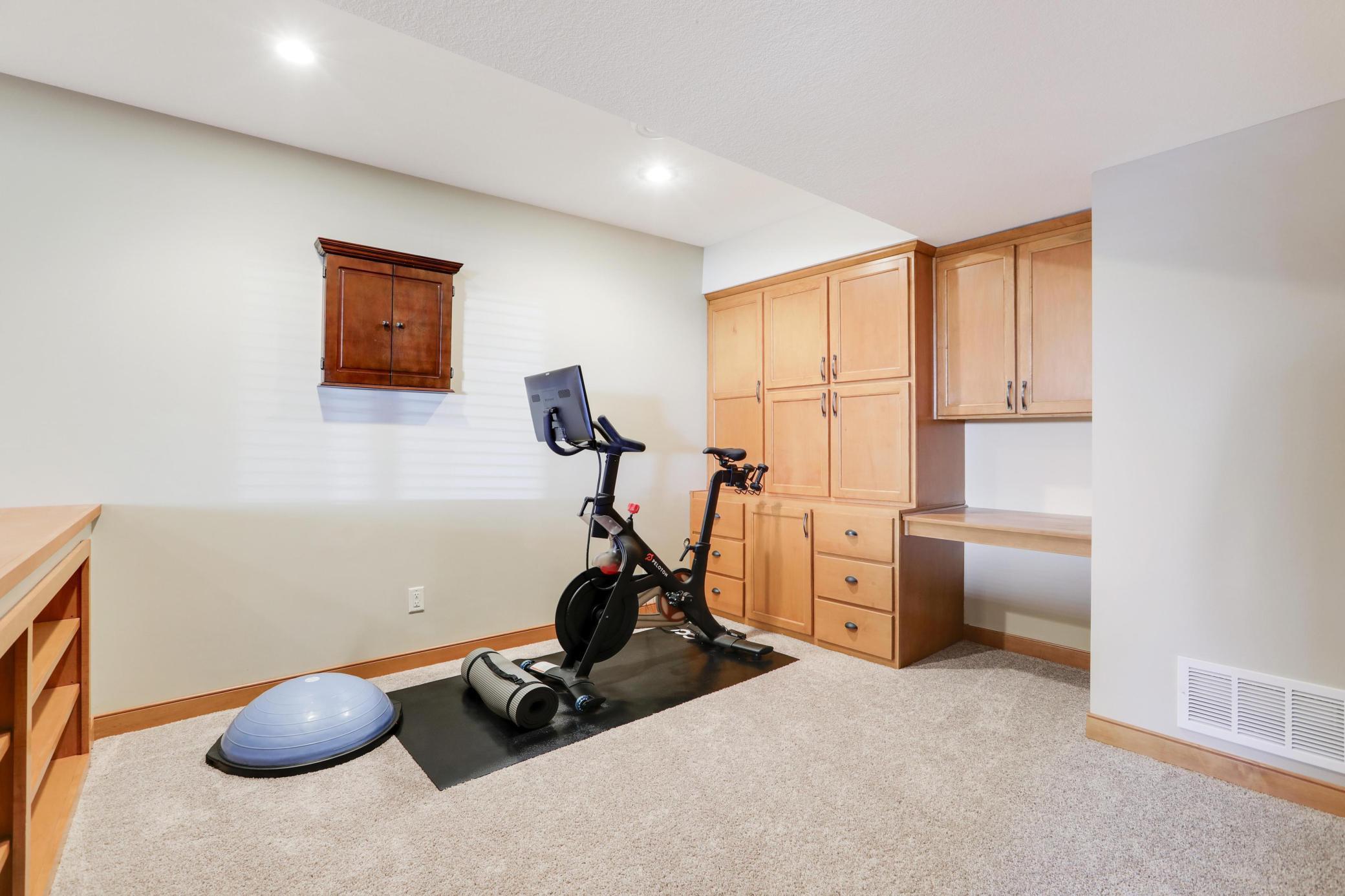 7043 146th Street W