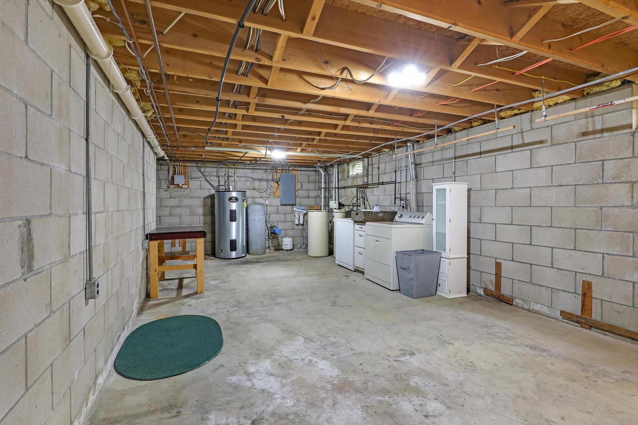 1715 1/2 Pulaski Road