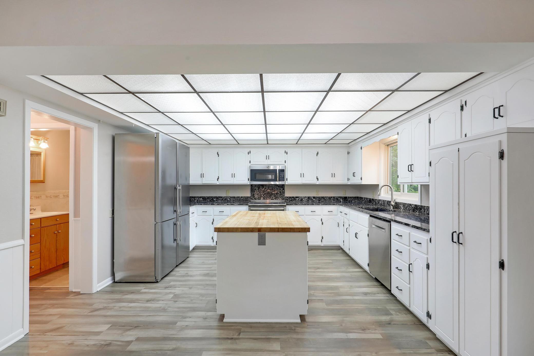 1715 1/2 Pulaski Road