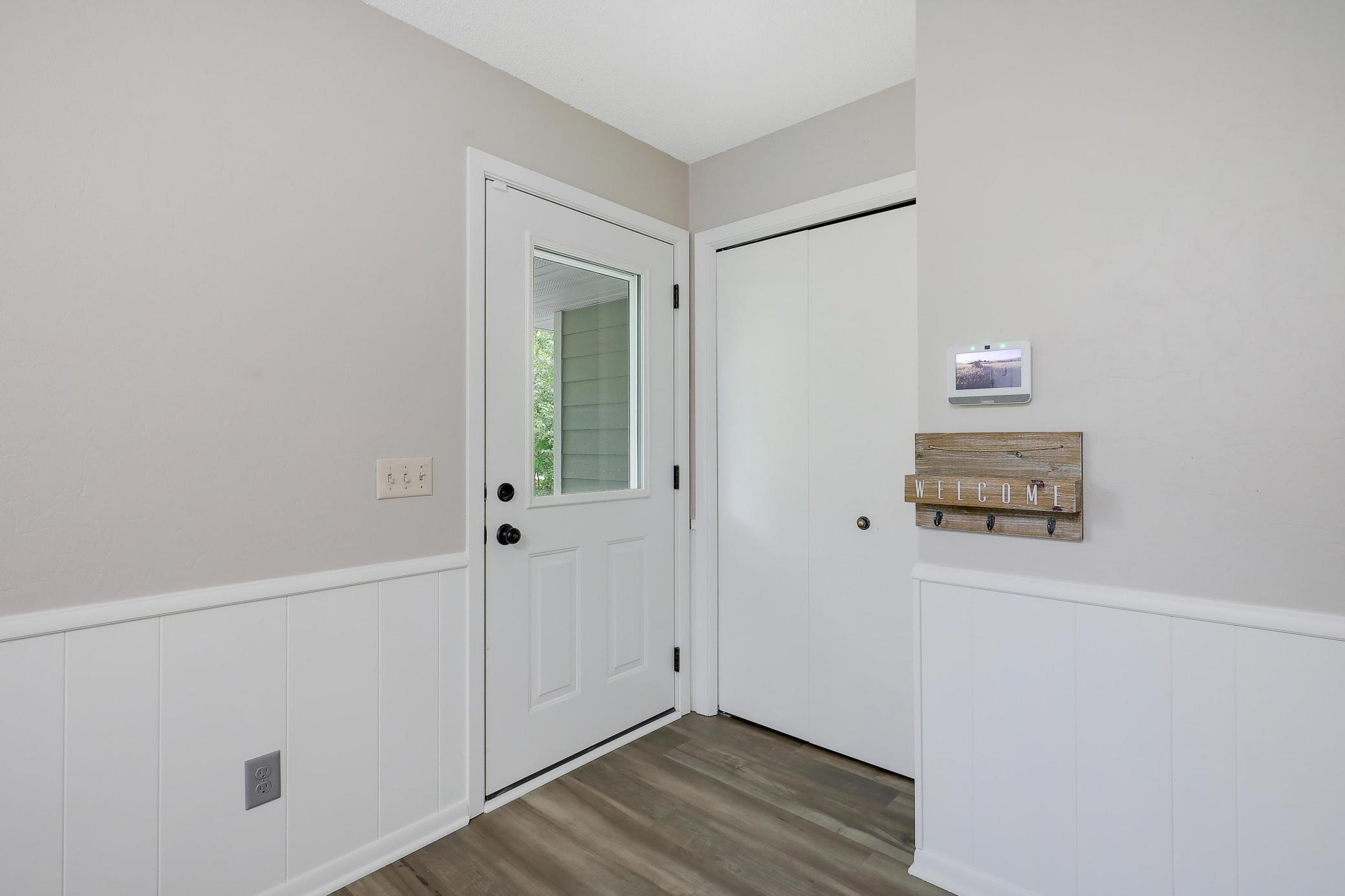 1715 1/2 Pulaski Road
