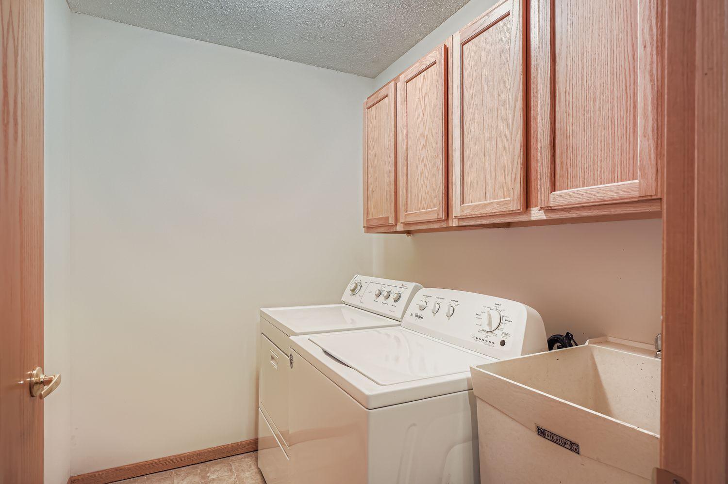 6080 Pond View Drive