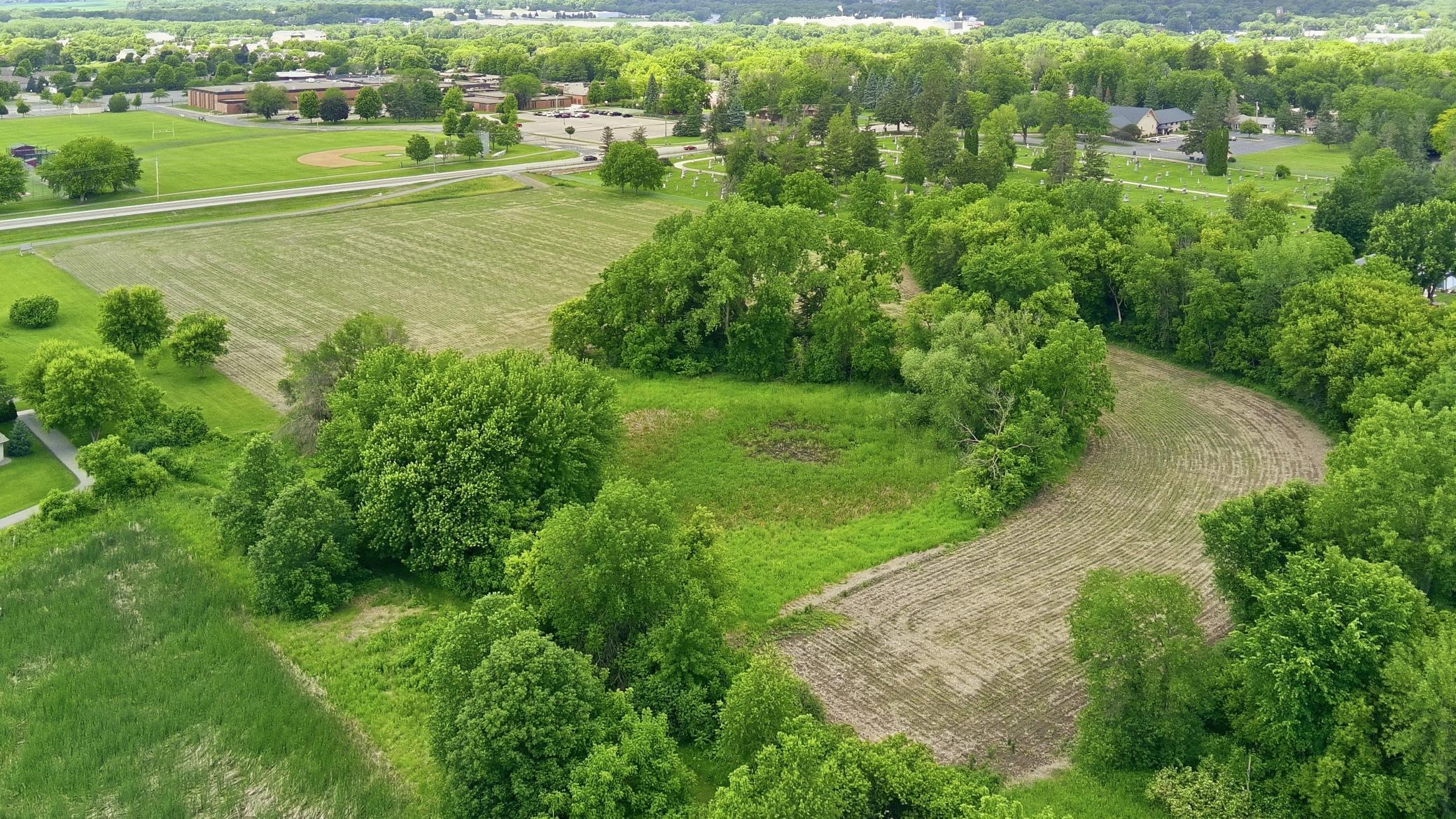 XXXX Division Street S