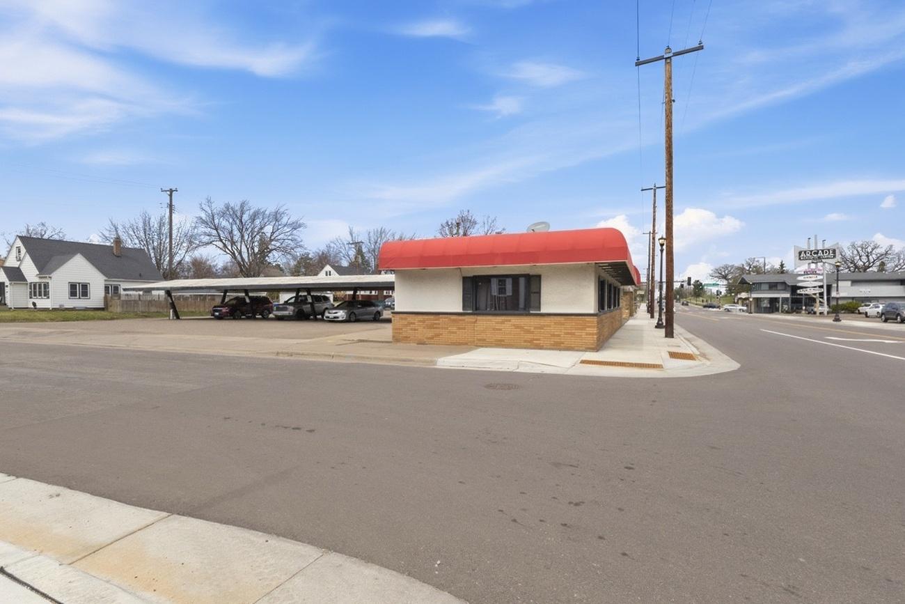 1409 Arcade Street