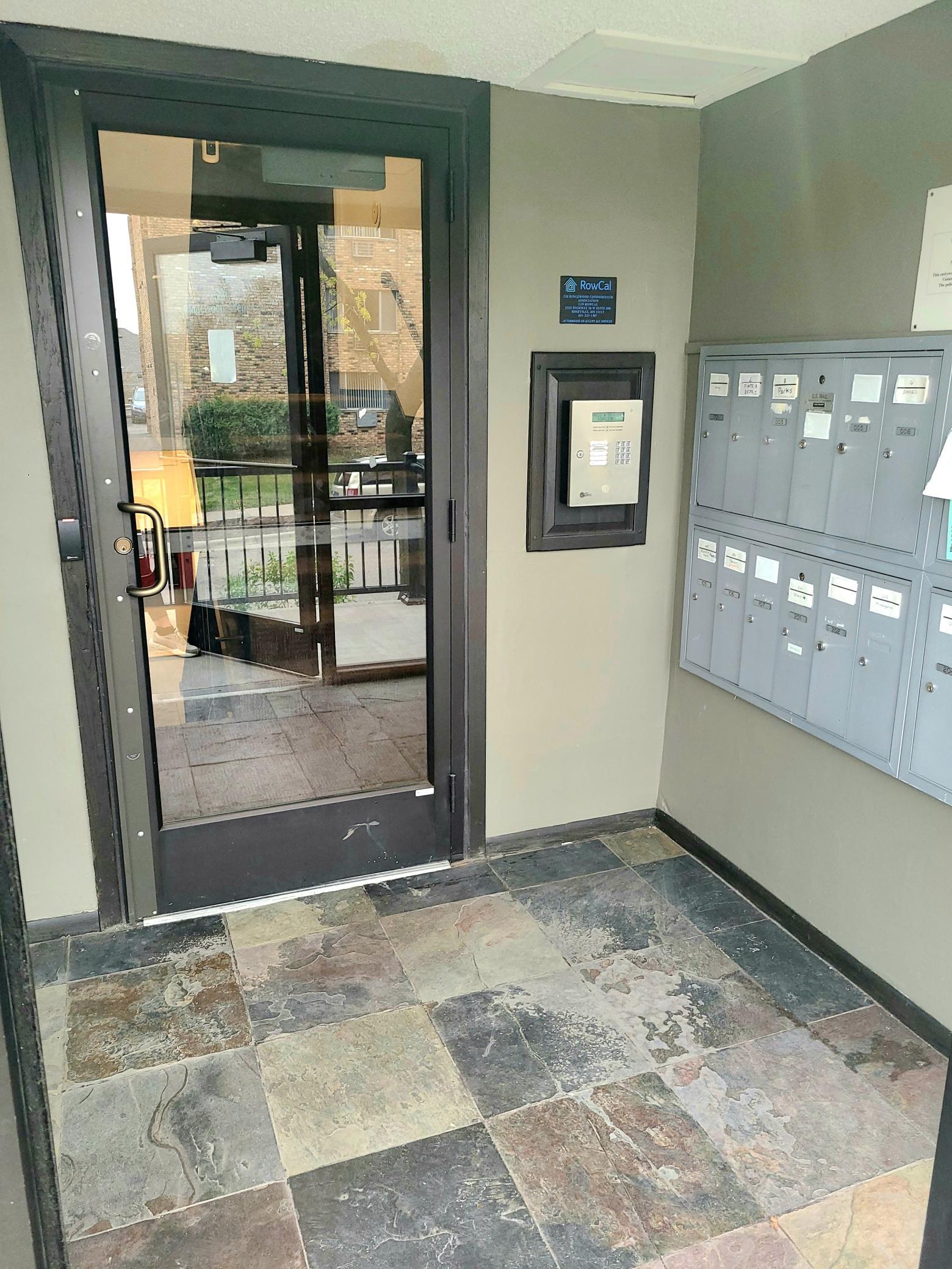 520 Ridgewood Avenue Unit: 106