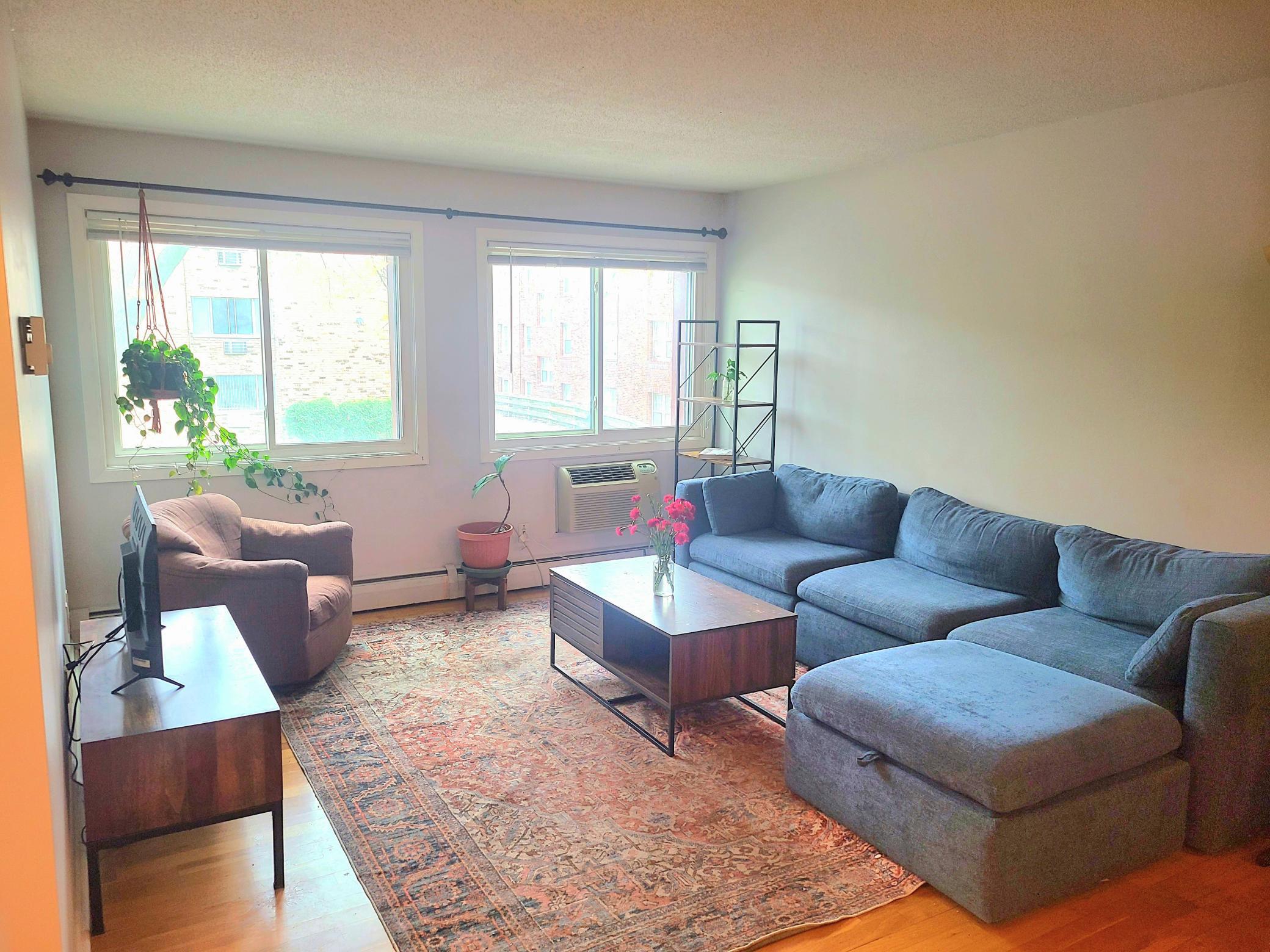 520 Ridgewood Avenue Unit: 106