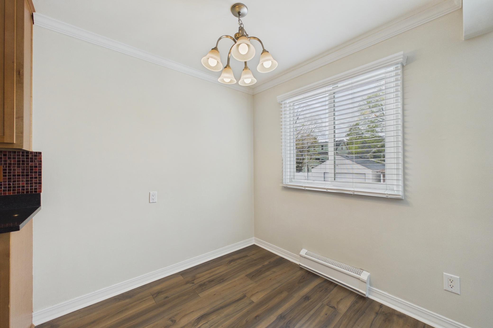 2706 Humboldt Avenue S Unit: 203