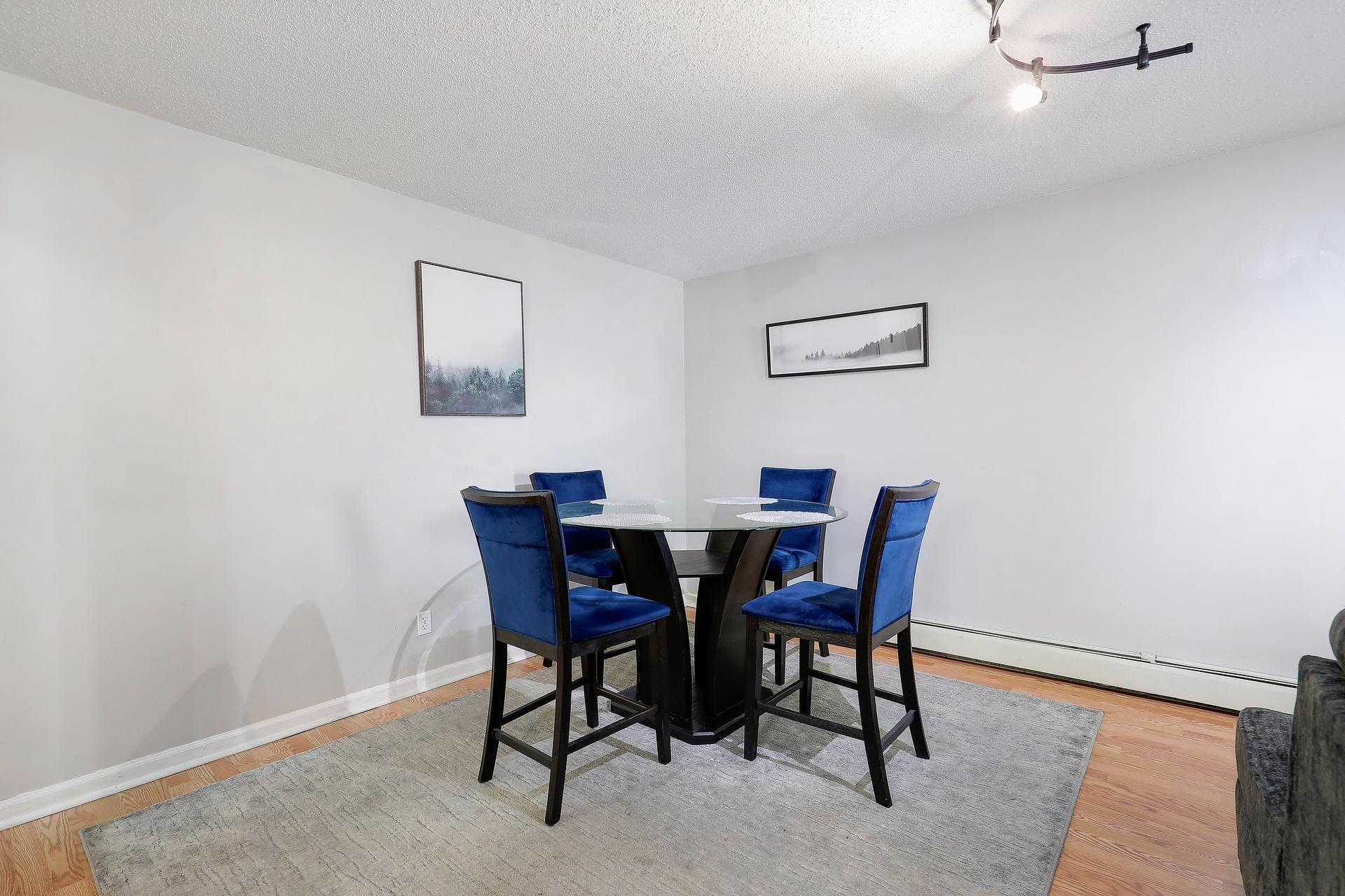 10840 Rockford Road Unit: 212