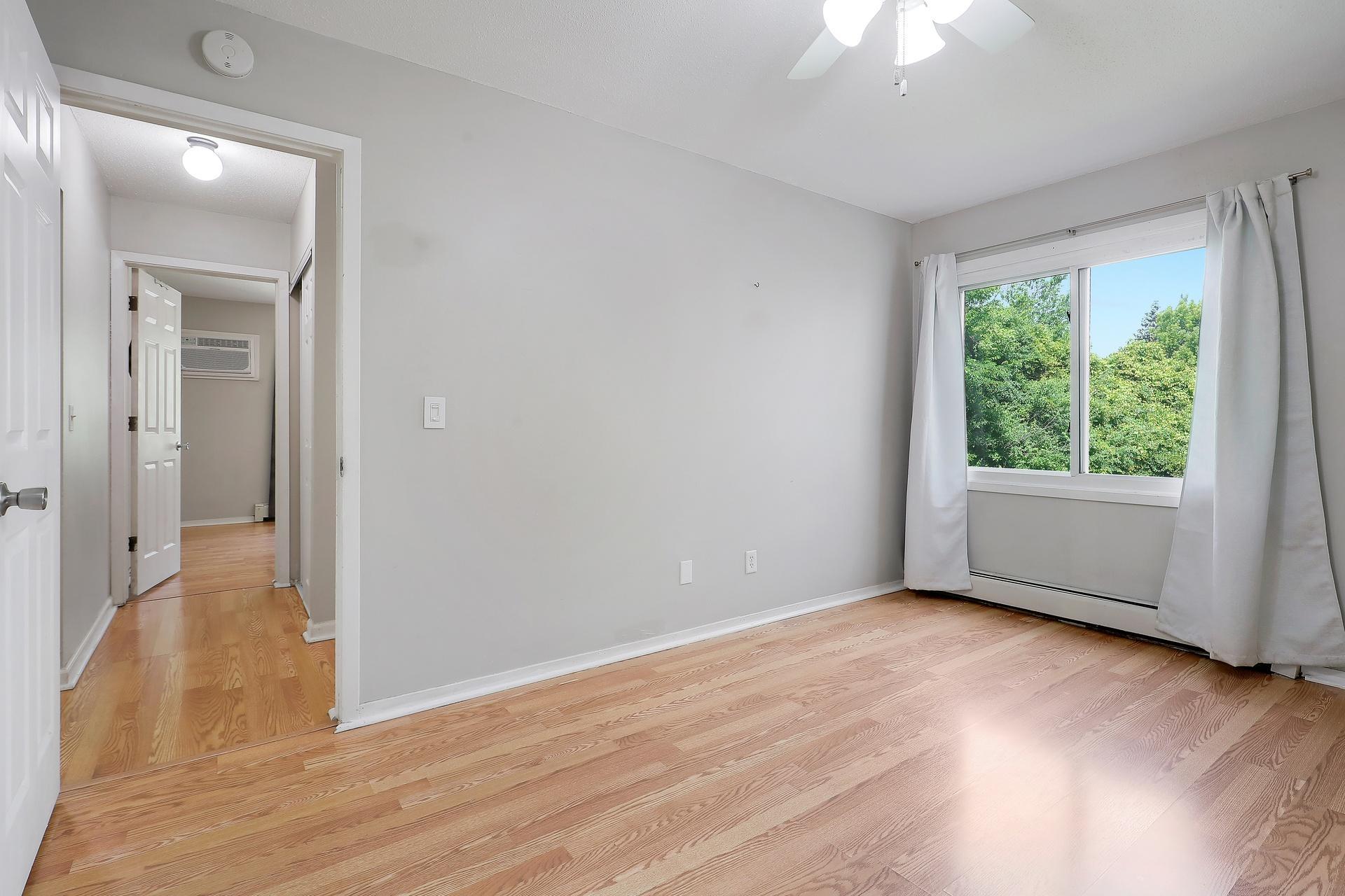 10840 Rockford Road Unit: 212