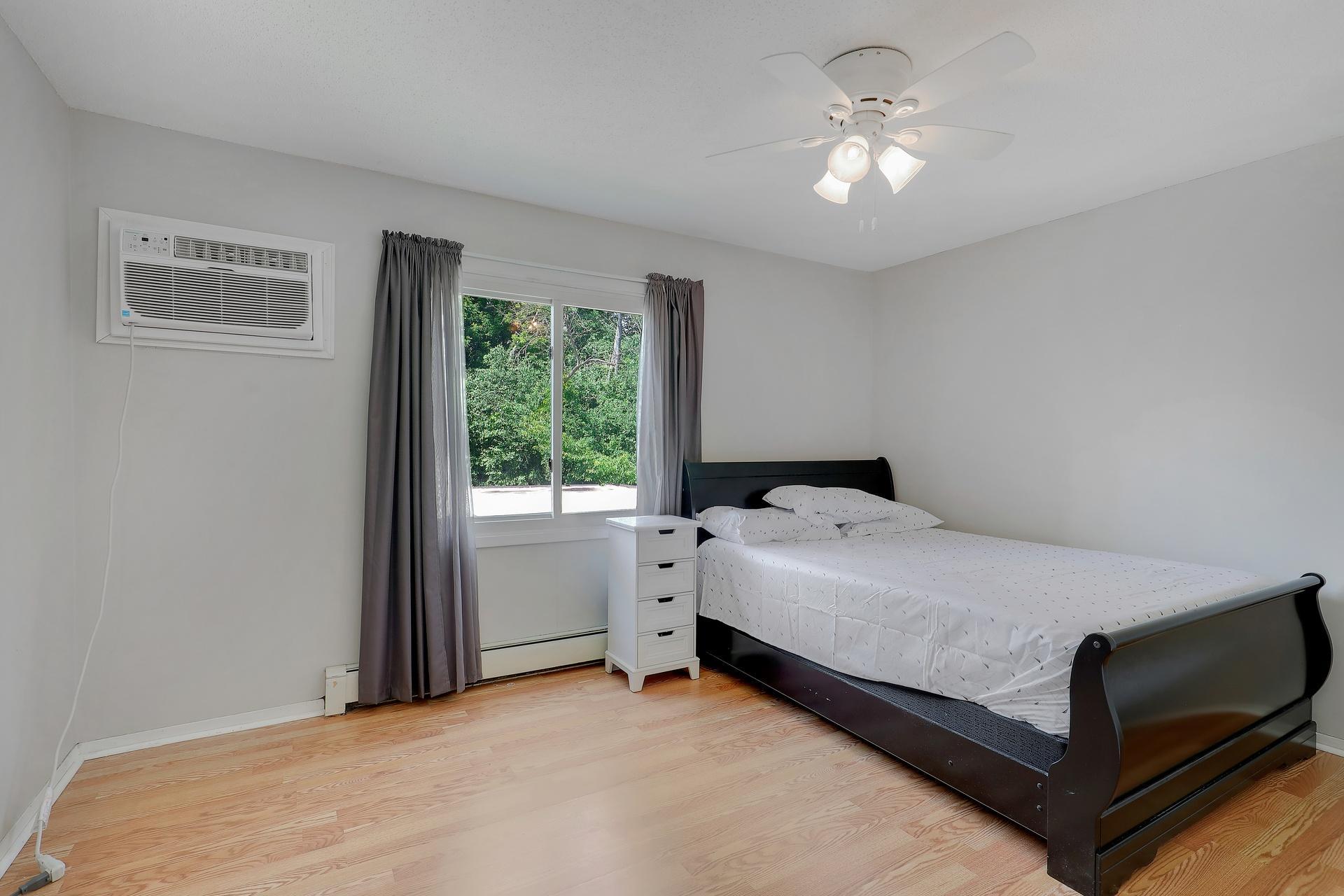 10840 Rockford Road Unit: 212