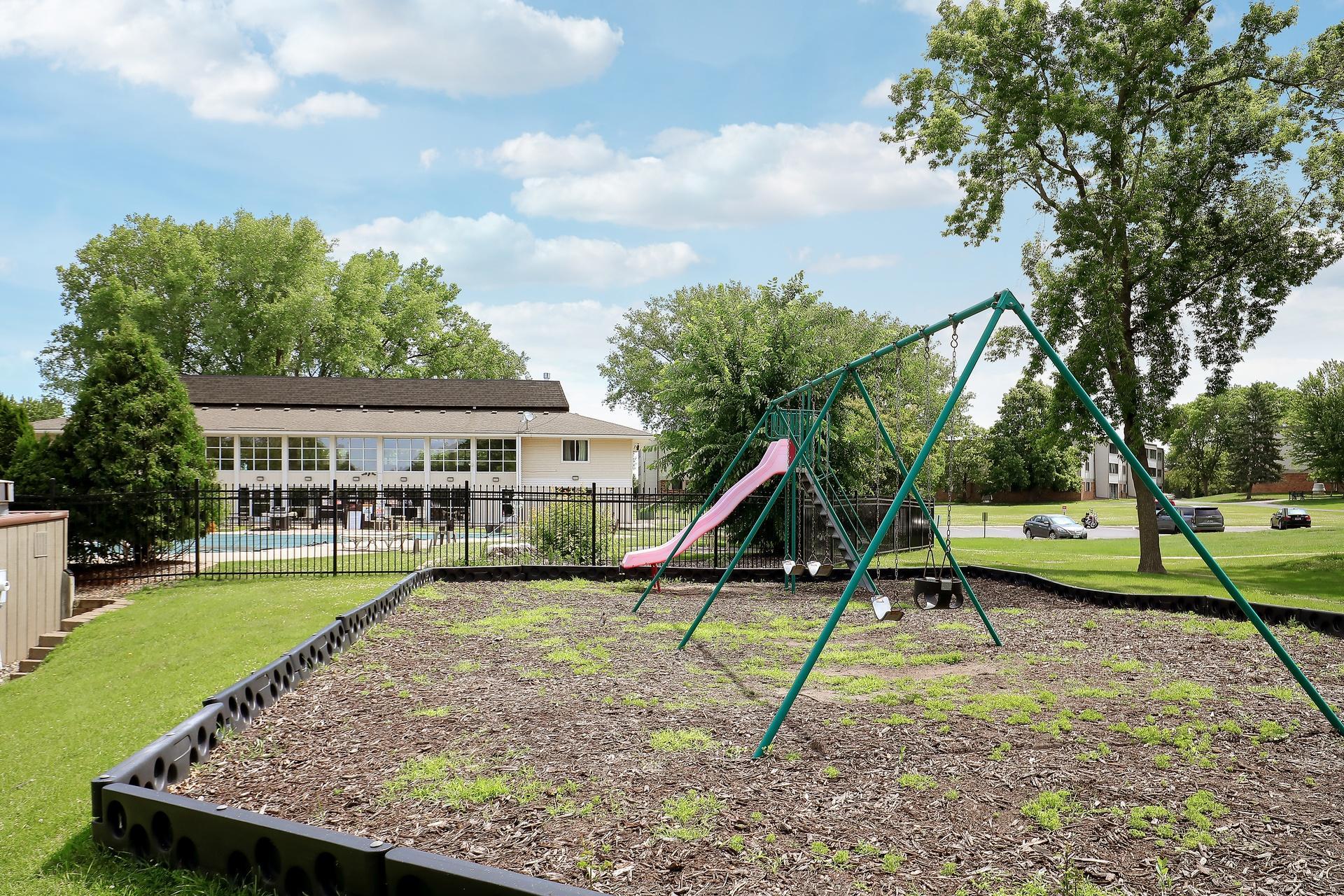 10840 Rockford Road Unit: 212