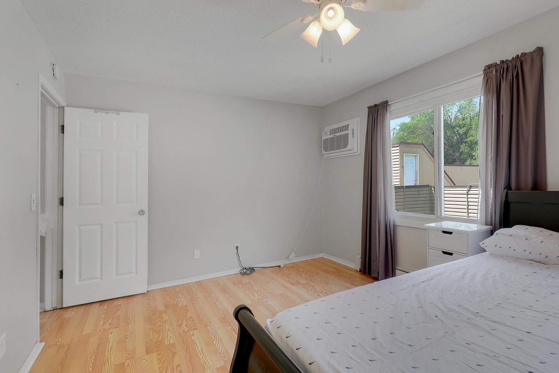 10840 Rockford Road Unit: 212