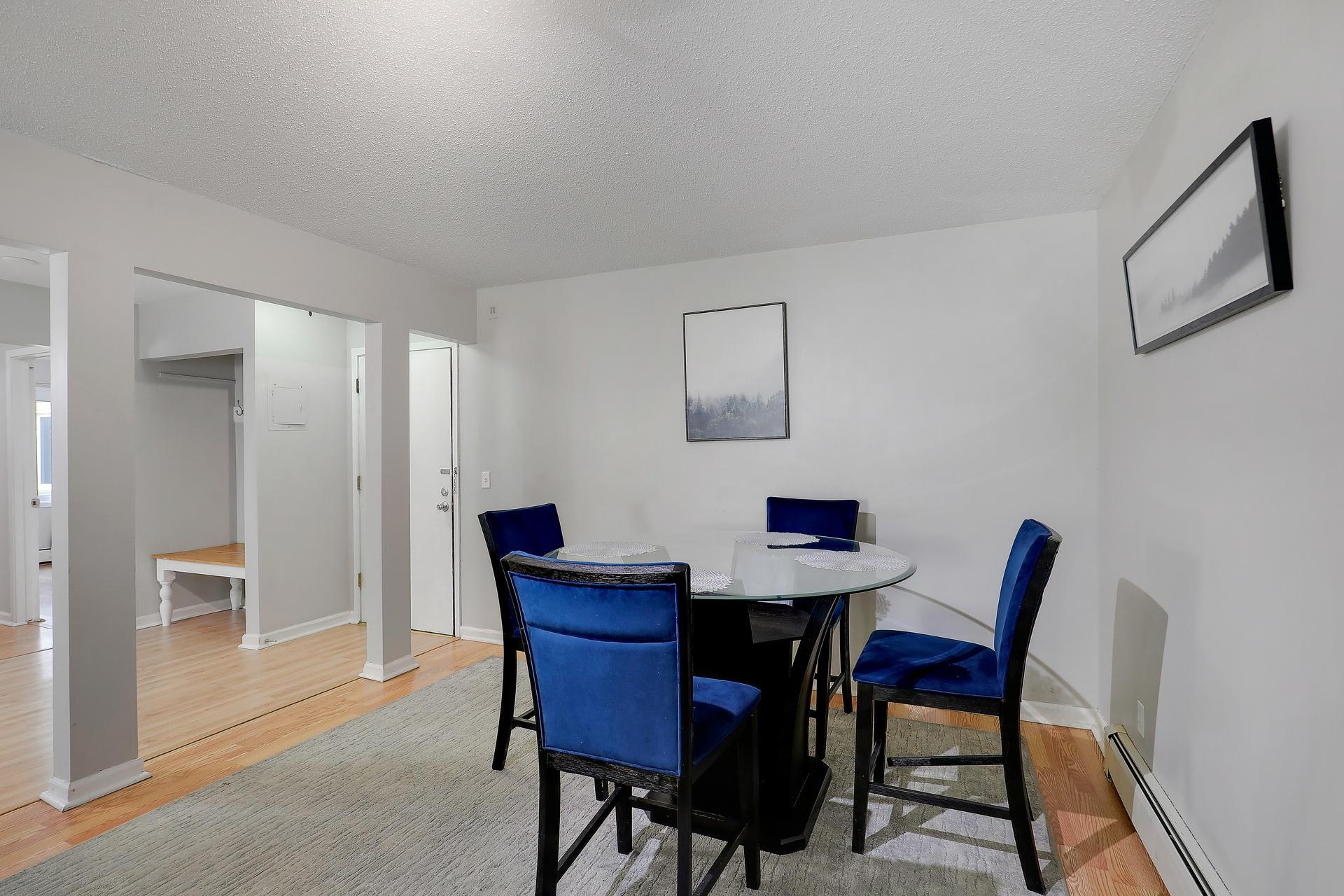 10840 Rockford Road Unit: 212