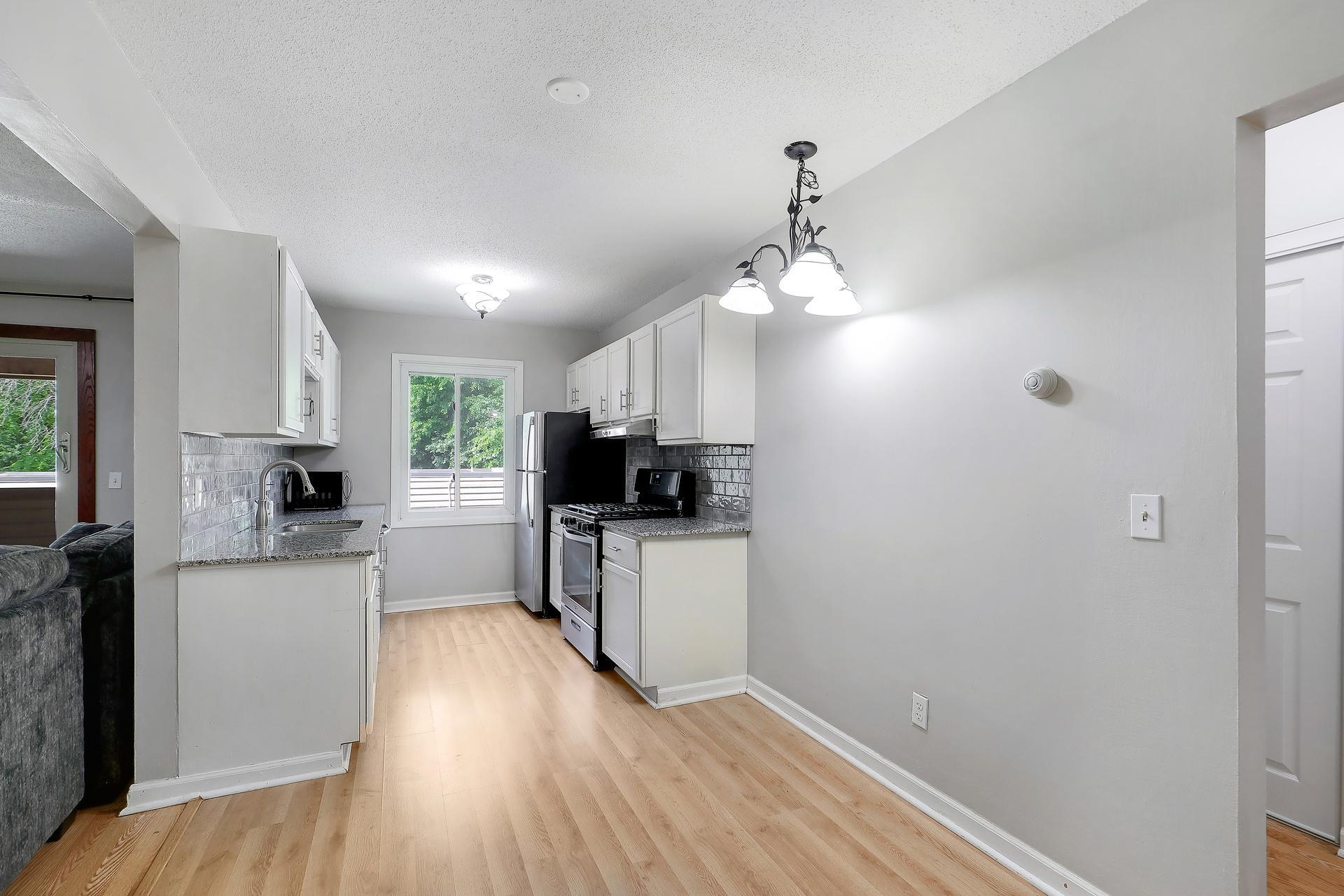 10840 Rockford Road Unit: 212