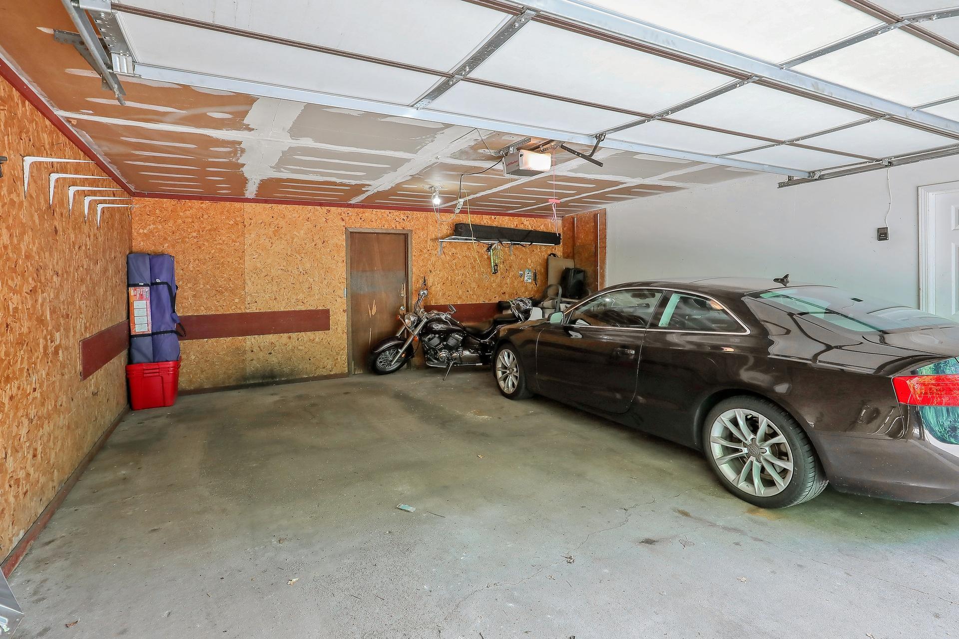 10840 Rockford Road Unit: 212