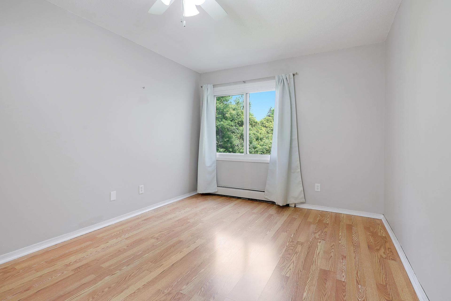 10840 Rockford Road Unit: 212