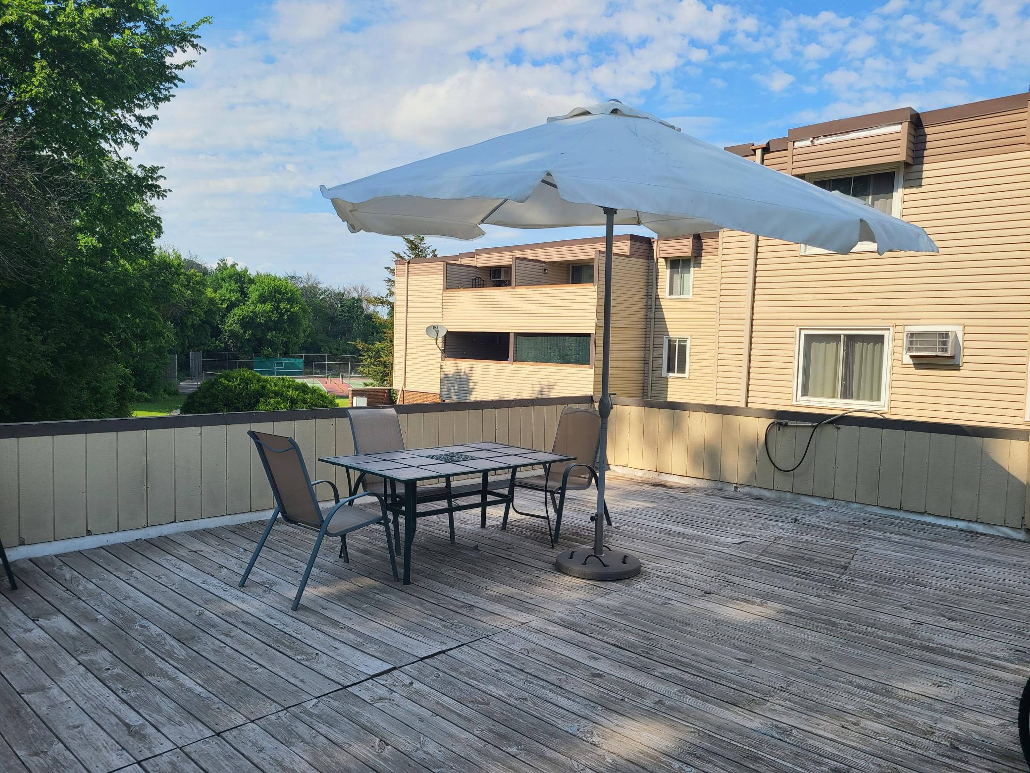 10840 Rockford Road Unit: 212