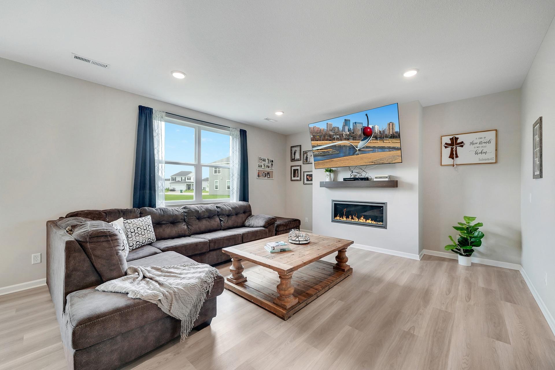 12813 Weber Lane