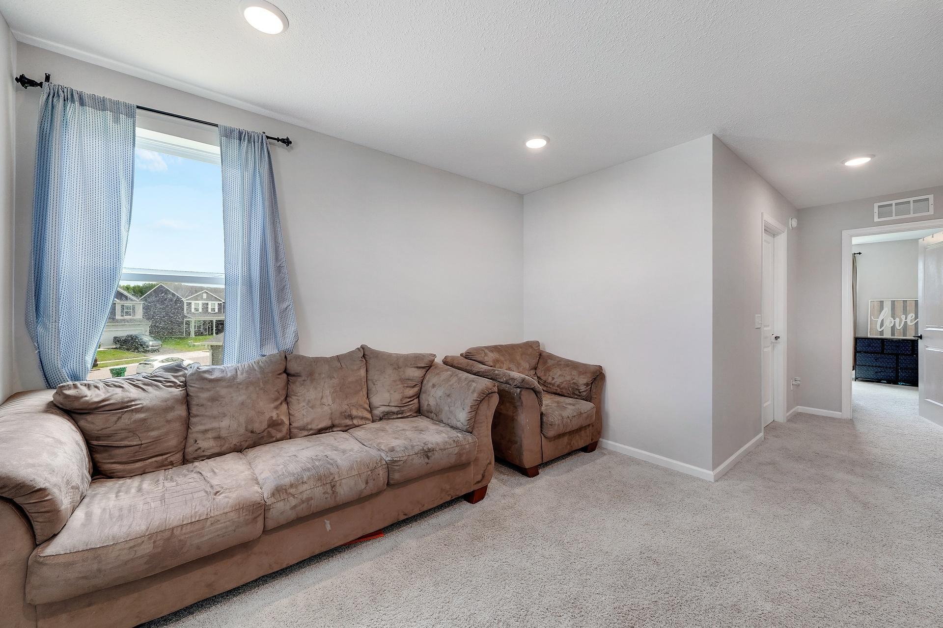 12813 Weber Lane