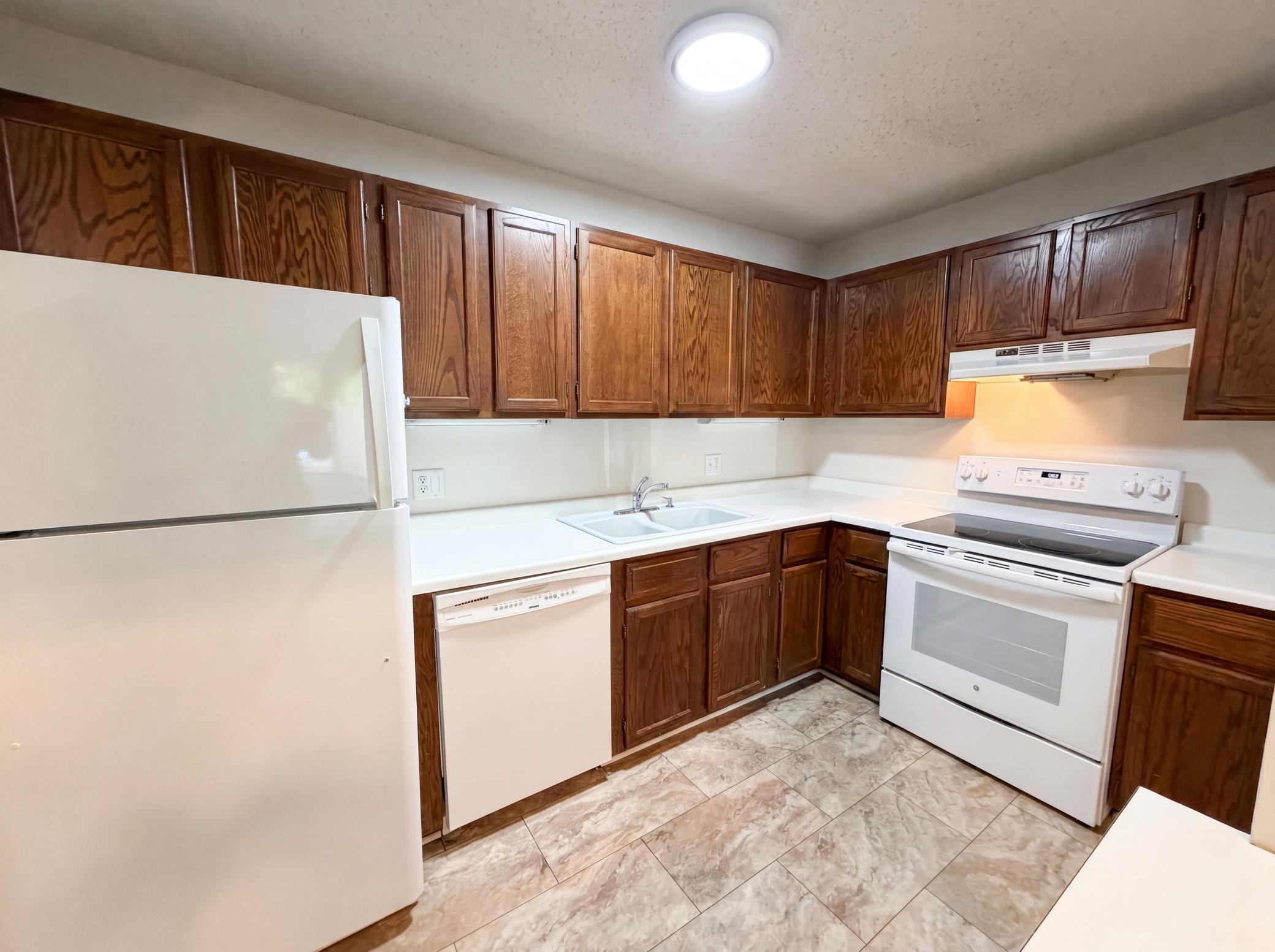 10511 Cedar Lake Road Unit: 205