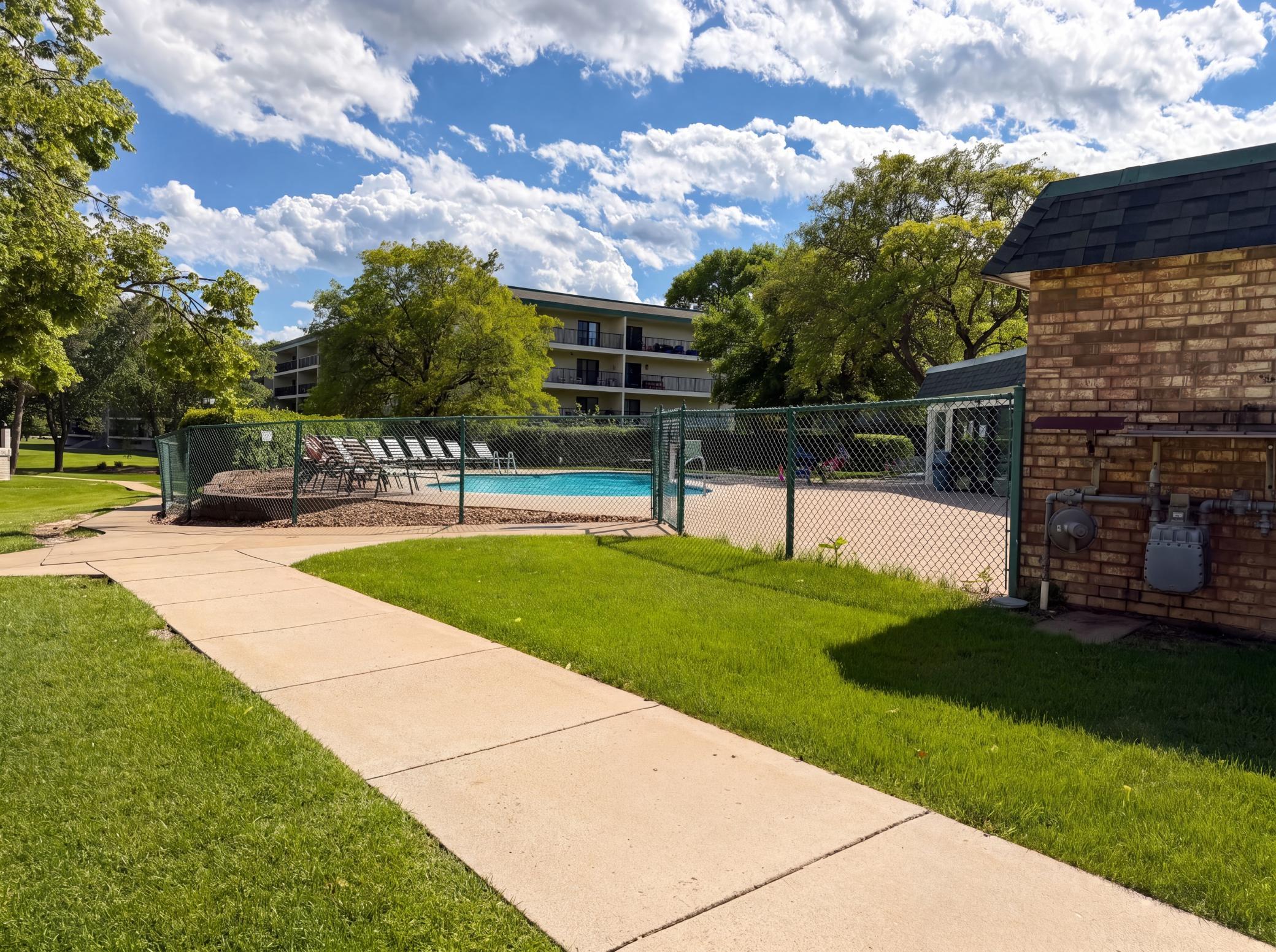10511 Cedar Lake Road Unit: 205