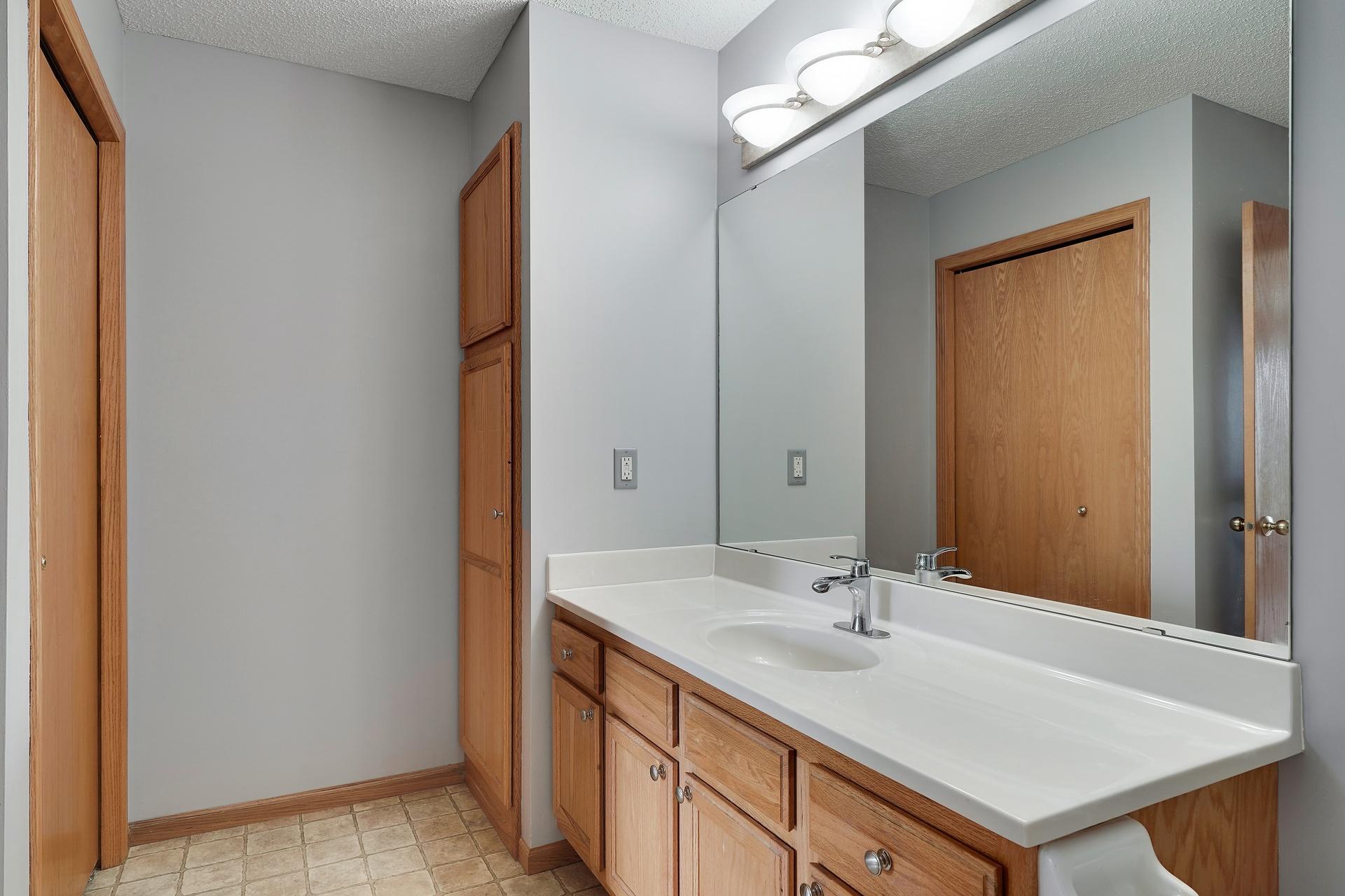 7633 Fox Creek Court