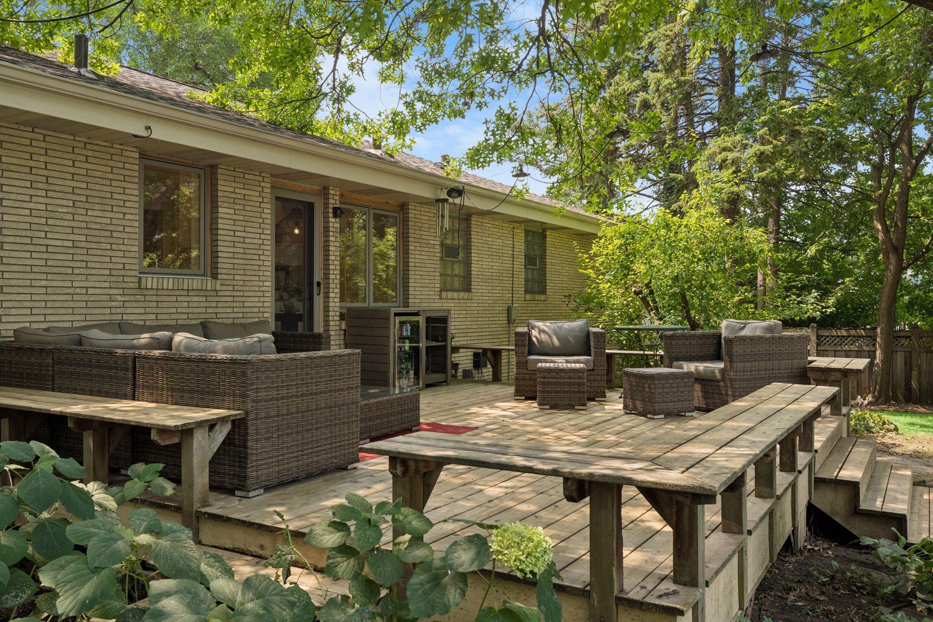 2237 Edgcumbe Road