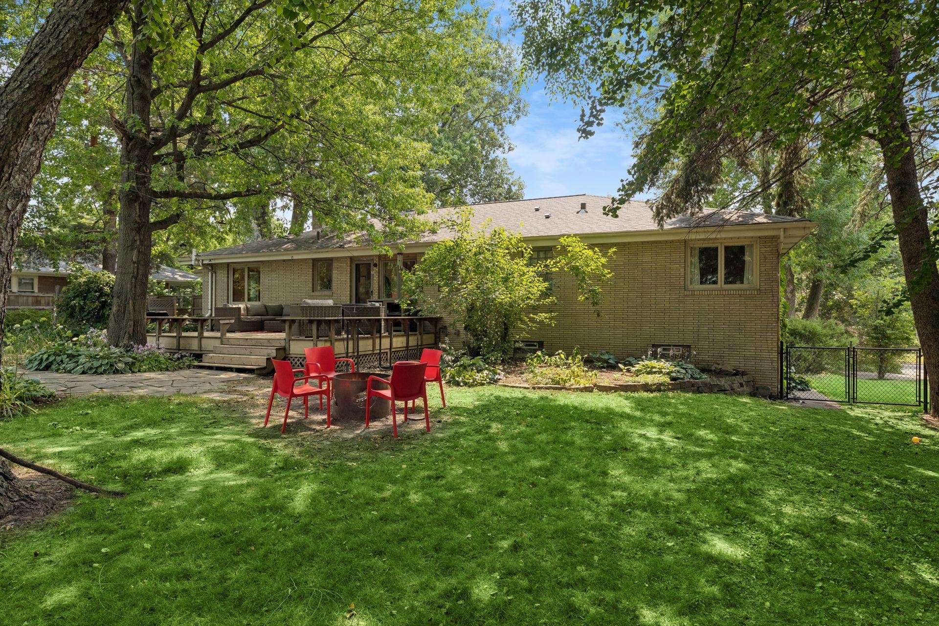2237 Edgcumbe Road