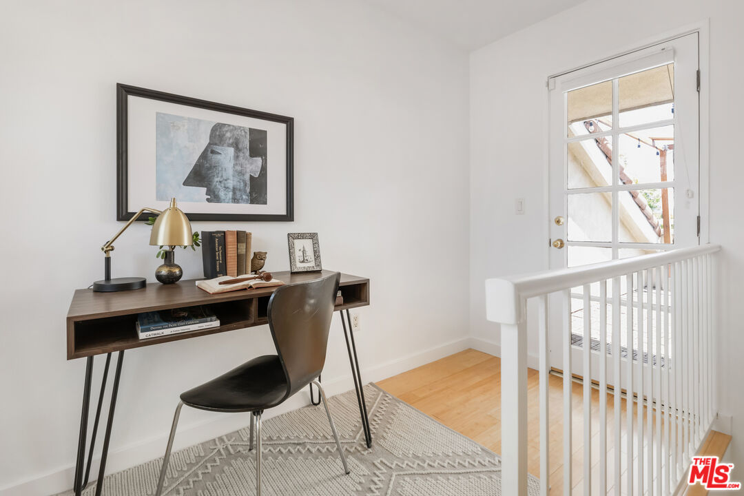 11536 Burbank Blvd Unit: 103