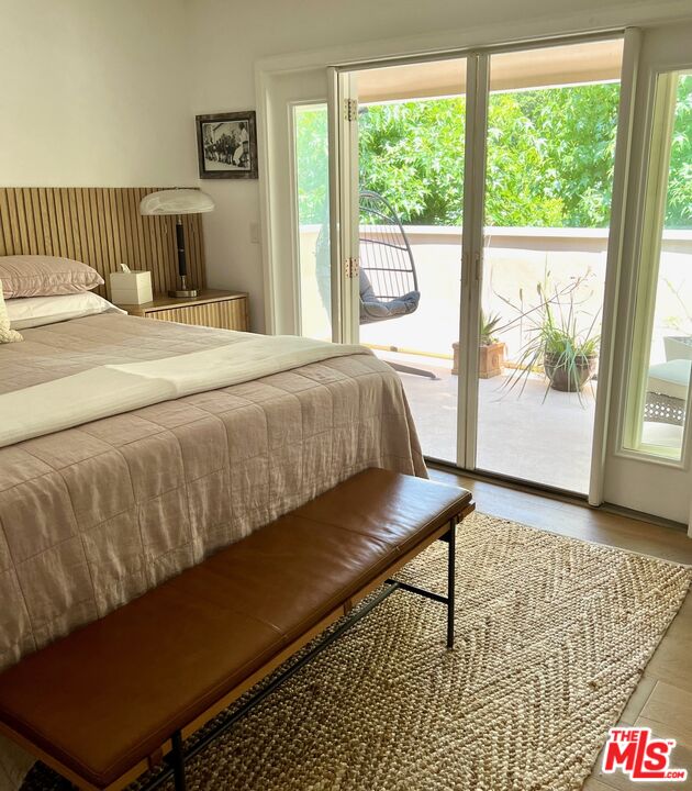 120 S Mentor Ave Unit: 301