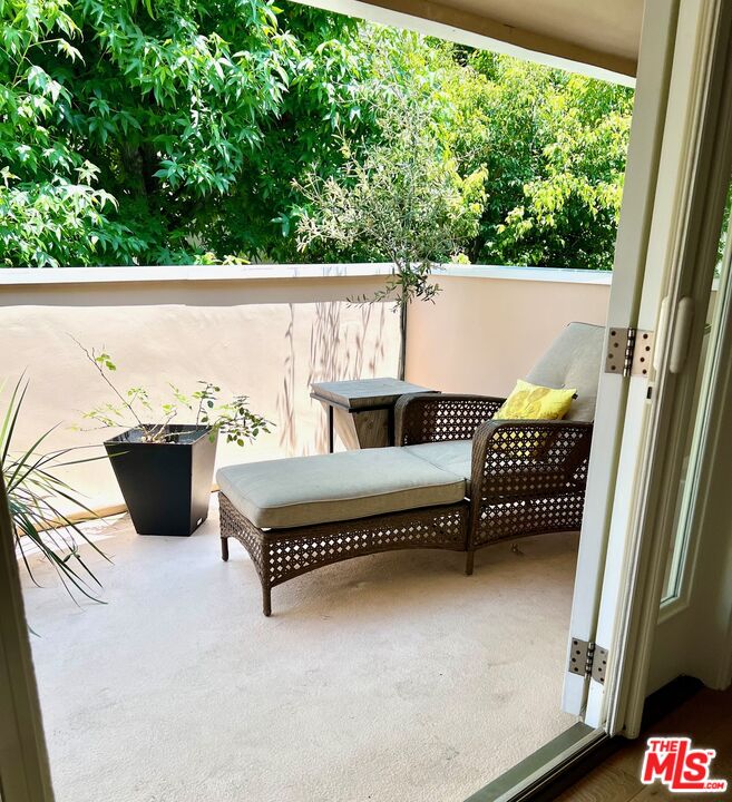 120 S Mentor Ave Unit: 301