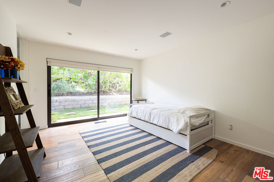 11335 Dona Teresa Dr