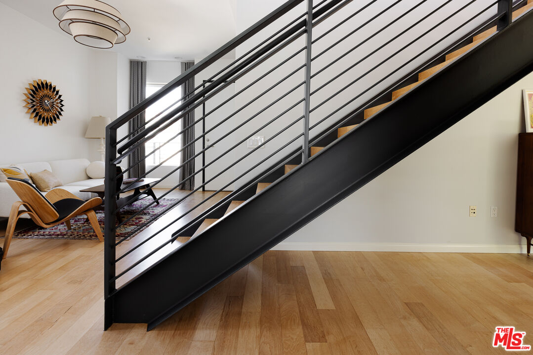 1137 Hacienda Pl Unit: 107