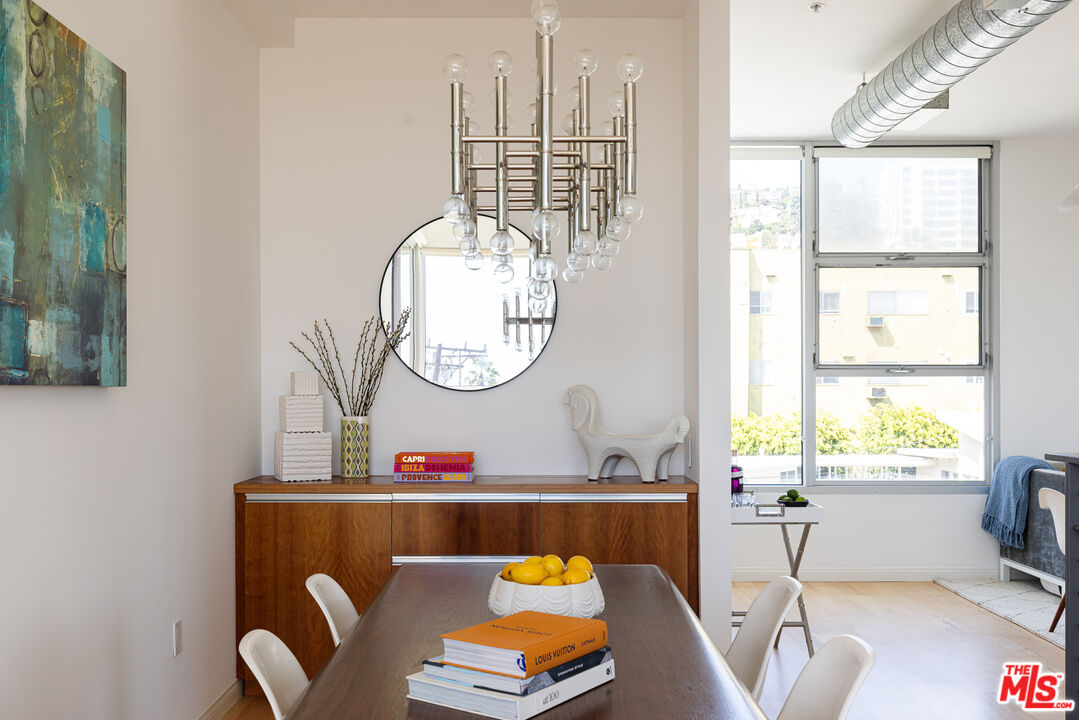 1137 Hacienda Pl Unit: 107