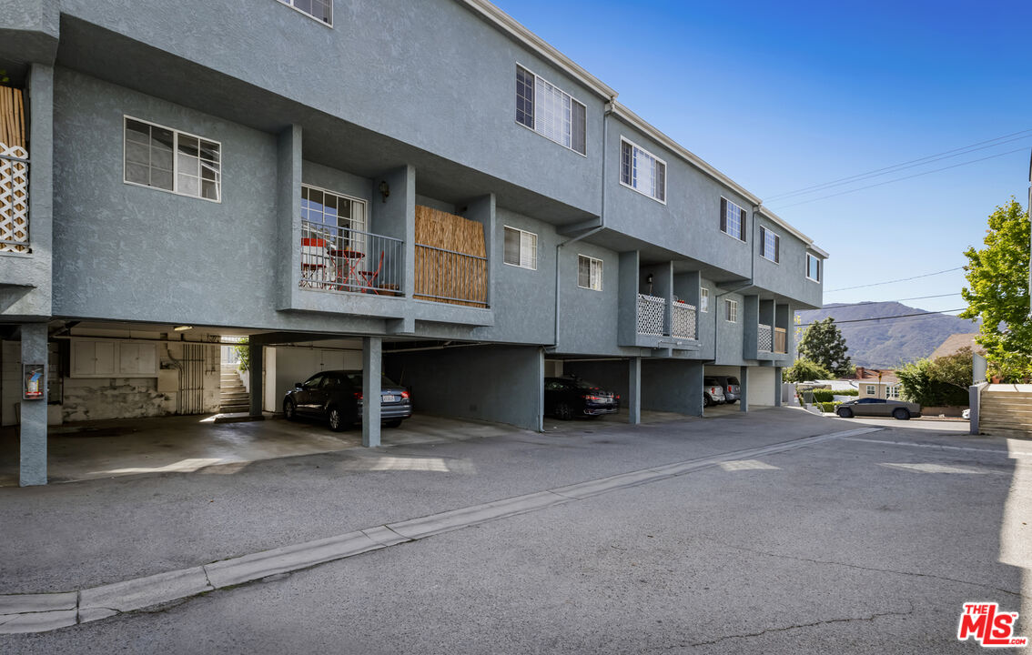 4530 Ramsdell Ave Unit: 11