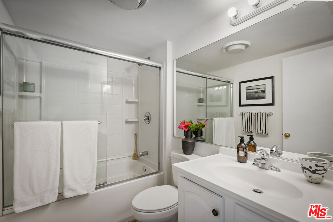 4530 Ramsdell Ave Unit: 11