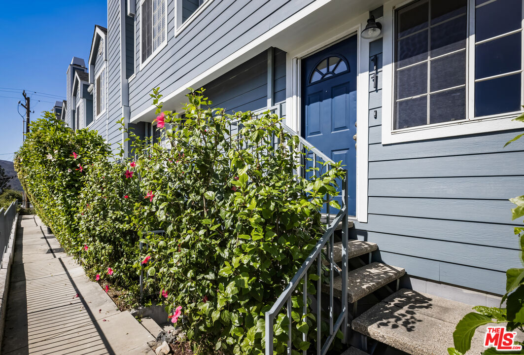 4530 Ramsdell Ave Unit: 11