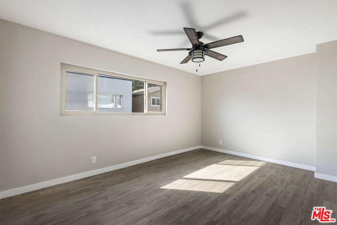 925 N Curson Ave Unit: 8