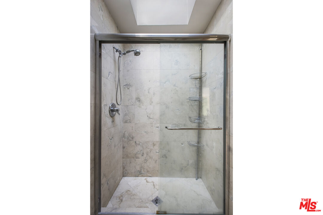 1017 Pearl St Unit: E