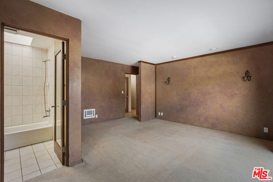 1017 Pearl St Unit: E