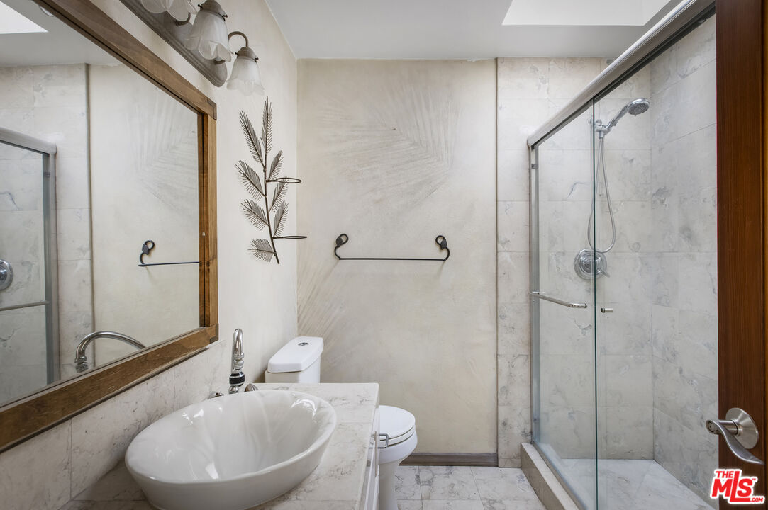 1017 Pearl St Unit: E