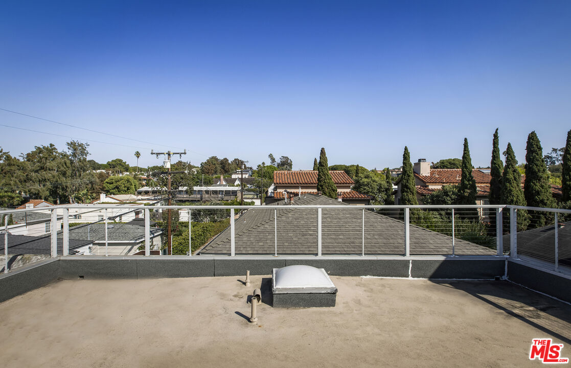 1017 Pearl St Unit: E