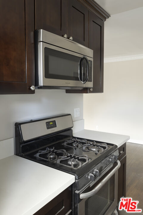 925 N Curson Ave Unit: 1