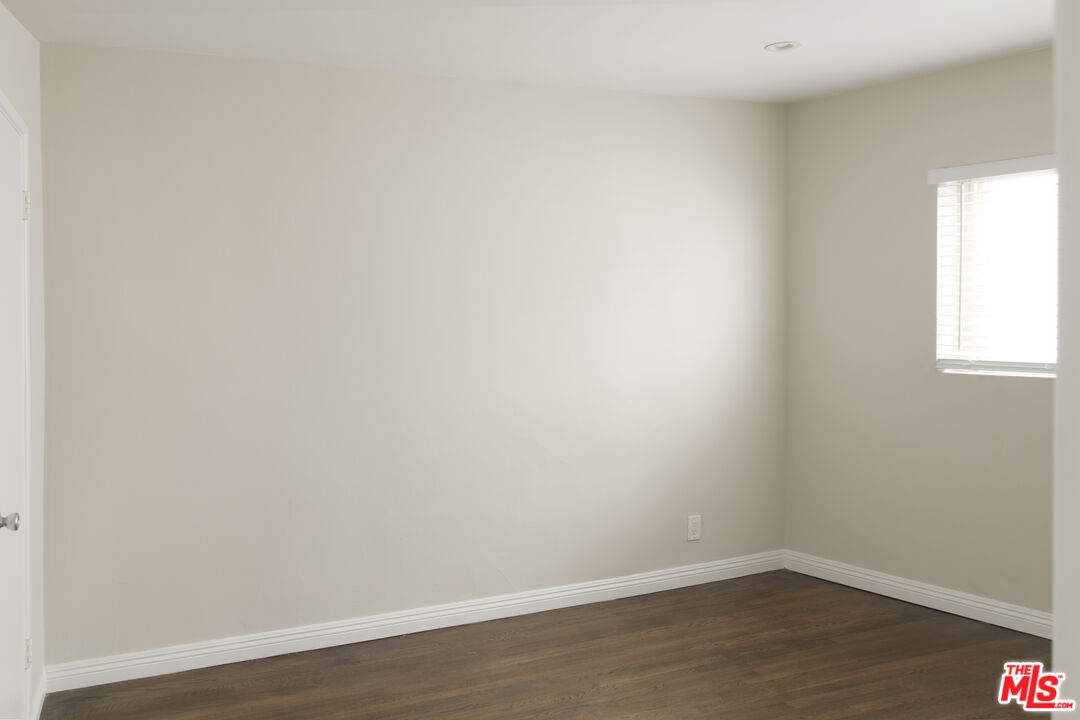 925 N Curson Ave Unit: 1