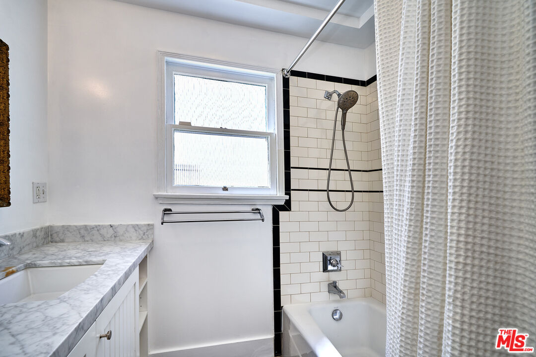 1430 S Sierra Bonita Ave