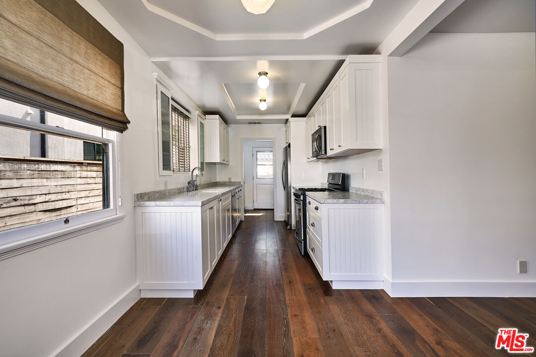 1430 S Sierra Bonita Ave