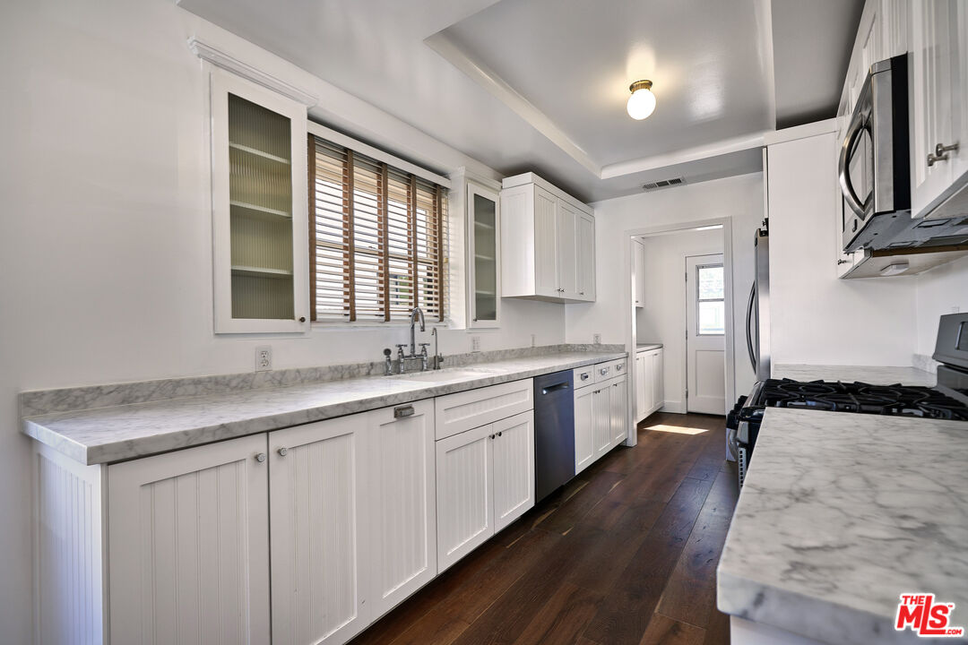 1430 S Sierra Bonita Ave