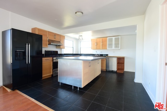 818 N Avenue 52