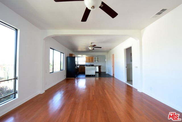 818 N Avenue 52