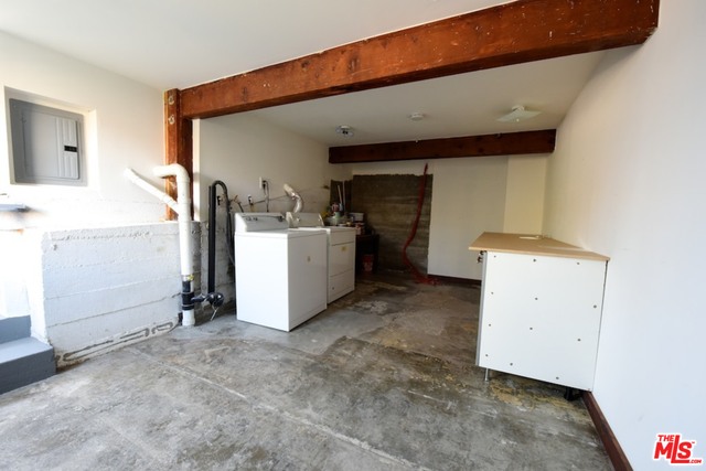 818 N Avenue 52