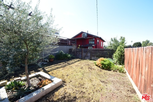 818 N Avenue 52